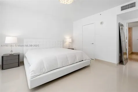 5875 Collins Avenue Miami Beach FL 33140
