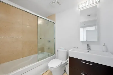 5875 Collins Avenue Miami Beach FL 33140