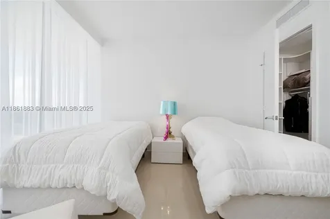 5875 Collins Avenue Miami Beach FL 33140