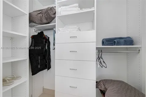 5875 Collins Avenue Miami Beach FL 33140