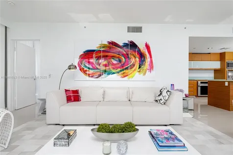 5875 Collins Avenue Miami Beach FL 33140