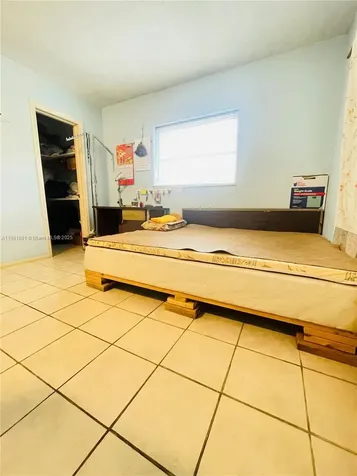 8203 NW 73rd Terrace Tamarac FL 33321