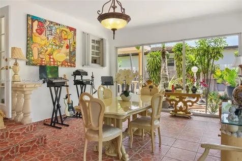 6101 SW 13th Terrace West Miami FL 33144
