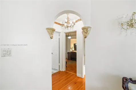 6101 SW 13th Terrace West Miami FL 33144