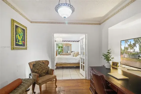 6101 SW 13th Terrace West Miami FL 33144