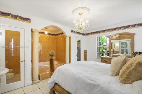 6101 SW 13th Terrace West Miami FL 33144