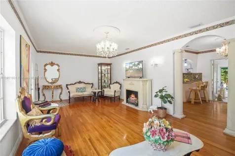 6101 SW 13th Terrace West Miami FL 33144