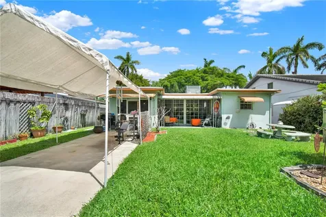 1214 Polk Street Hollywood FL 33019