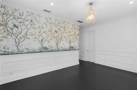 26 Tahiti Beach Island Road Coral Gables FL 33143