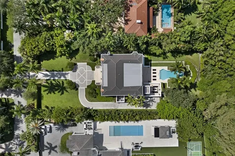 26 Tahiti Beach Island Road Coral Gables FL 33143
