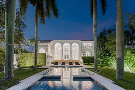 26 Tahiti Beach Island Road Coral Gables FL 33143