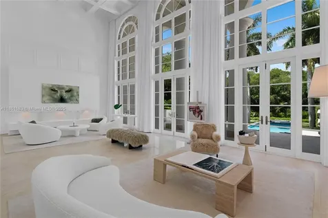 26 Tahiti Beach Island Road Coral Gables FL 33143