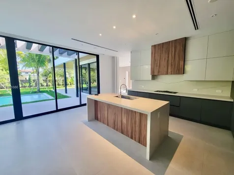6250 SW 78th Street South Miami FL 33143
