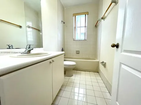1660 SE 29th Street Homestead FL 33035