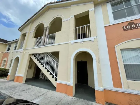 1660 SE 29th Street Homestead FL 33035