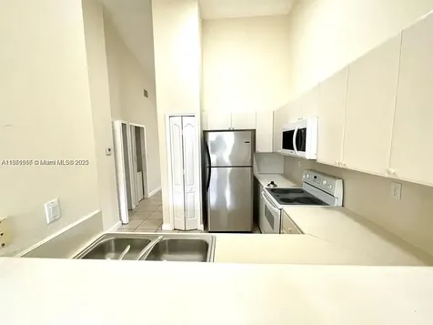 1660 SE 29th Street Homestead FL 33035