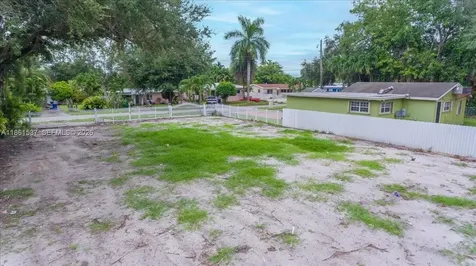 2476 NW 97th Street Miami FL 33147