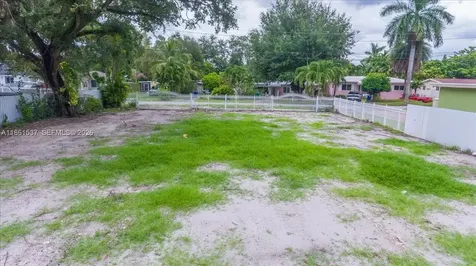 2476 NW 97th Street Miami FL 33147