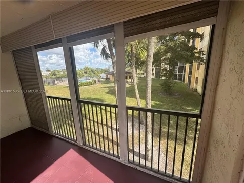 6575 W Oakland Park Boulevard Lauderhill FL 33313