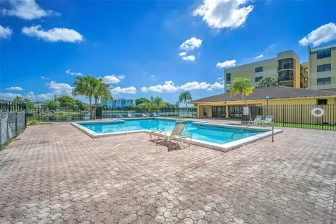 6575 W Oakland Park Boulevard Lauderhill FL 33313