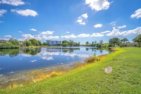 6575 W Oakland Park Boulevard Lauderhill FL 33313