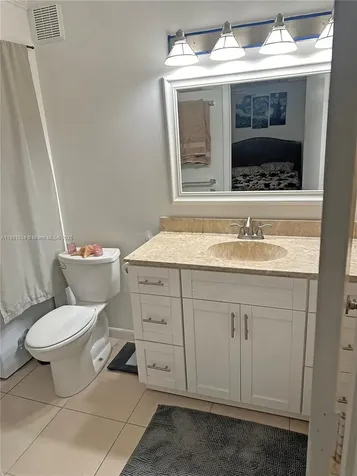 22 Crossings Circle Boynton Beach FL 33435