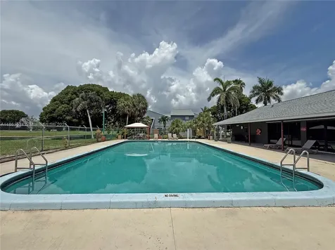 22 Crossings Circle Boynton Beach FL 33435