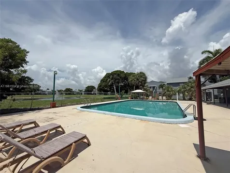 22 Crossings Circle Boynton Beach FL 33435