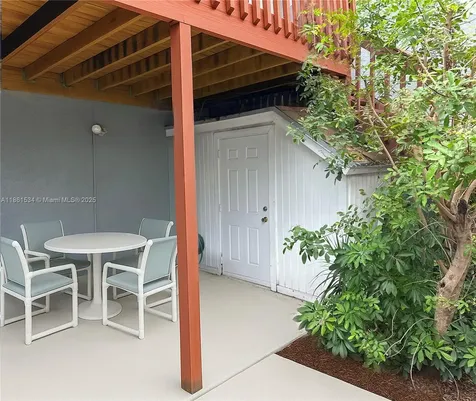 22 Crossings Circle Boynton Beach FL 33435