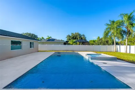 1120 SW 128th Drive Davie FL 33325