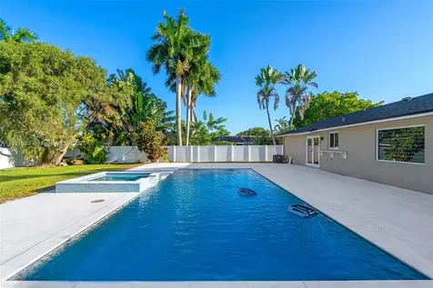 1120 SW 128th Drive Davie FL 33325