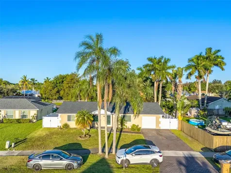 1120 SW 128th Drive Davie FL 33325