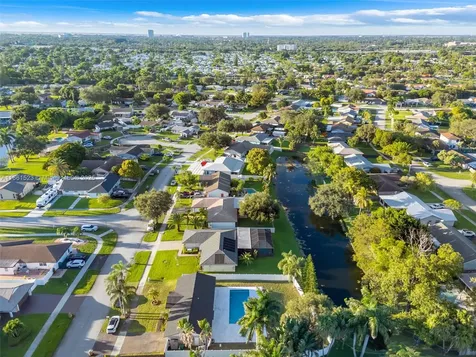1120 SW 128th Drive Davie FL 33325