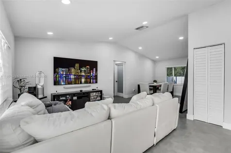 1120 SW 128th Drive Davie FL 33325