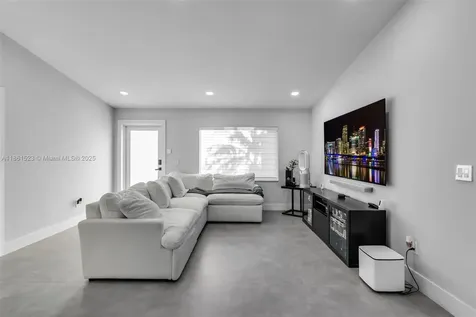 1120 SW 128th Drive Davie FL 33325