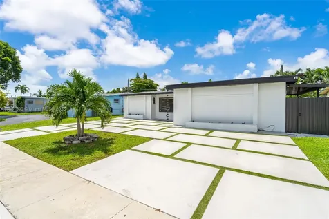 8640 NW 26th Place Sunrise FL 33322