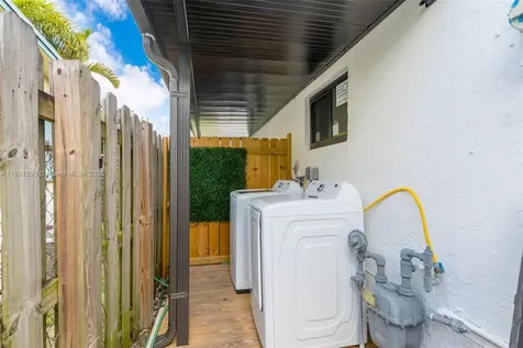 8640 NW 26th Place Sunrise FL 33322