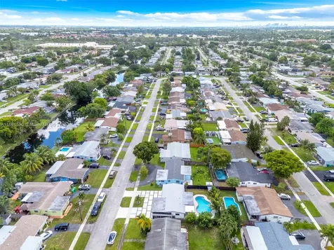 8640 NW 26th Place Sunrise FL 33322