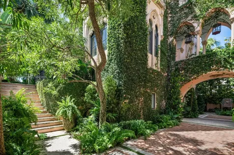 1840 S Bayshore Lane Miami FL 33133