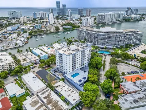 6900 Bay Drive Miami Beach FL 33141