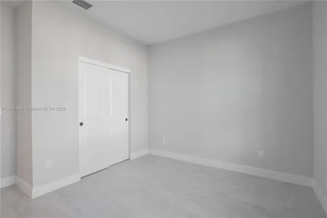 427 SE Vallarta Drive Port St. Lucie FL 34984