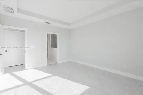 427 SE Vallarta Drive Port St. Lucie FL 34984