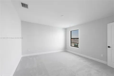 427 SE Vallarta Drive Port St. Lucie FL 34984
