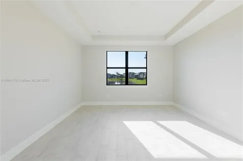 427 SE Vallarta Drive Port St. Lucie FL 34984
