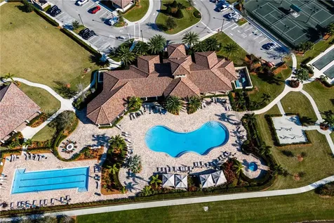 427 SE Vallarta Drive Port St. Lucie FL 34984