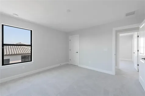 427 SE Vallarta Drive Port St. Lucie FL 34984