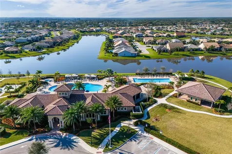 427 SE Vallarta Drive Port St. Lucie FL 34984
