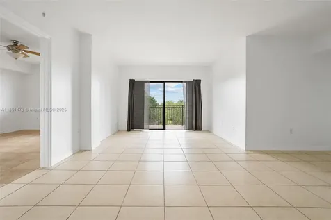 9340 Fontainebleau Boulevard Miami FL 33172