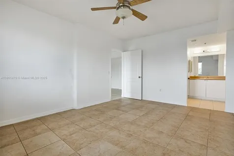 9340 Fontainebleau Boulevard Miami FL 33172