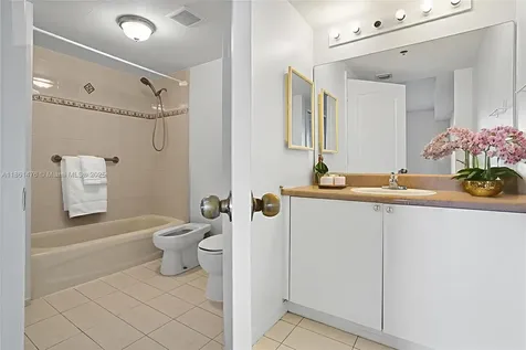 9340 Fontainebleau Boulevard Miami FL 33172